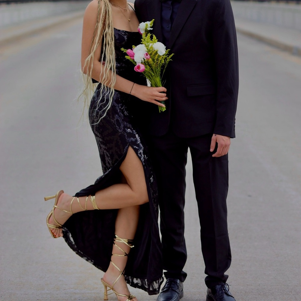 sparkling black dress (worn once)